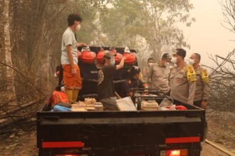 Kapolda Kalimantan Tengah (Kalteng) Irjen Pol Iwan Kurniawan lakukan pengecekan di Jalan Mahir Mahar, jalur Trans Palangka Raya–Banjarmasin pada Rabu (14/10/2026).