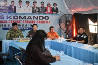 Kepala Bidang Pencegahan dan Kesiapsiagaan BPBD Kota Palangka Raya, Heri Pauzi saat mengikuti rapat koordinasi pemantauan penanganan karhutla di Provinsi Kalimantan Tengah, Kamis (29/10/2026).