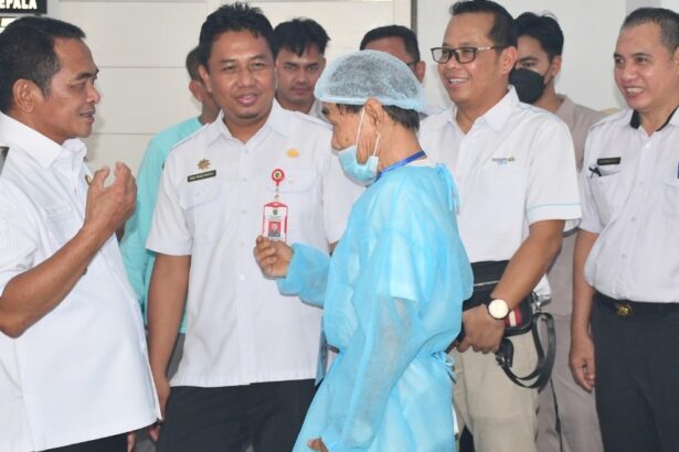 Operasi Katarak Adaro Barsel