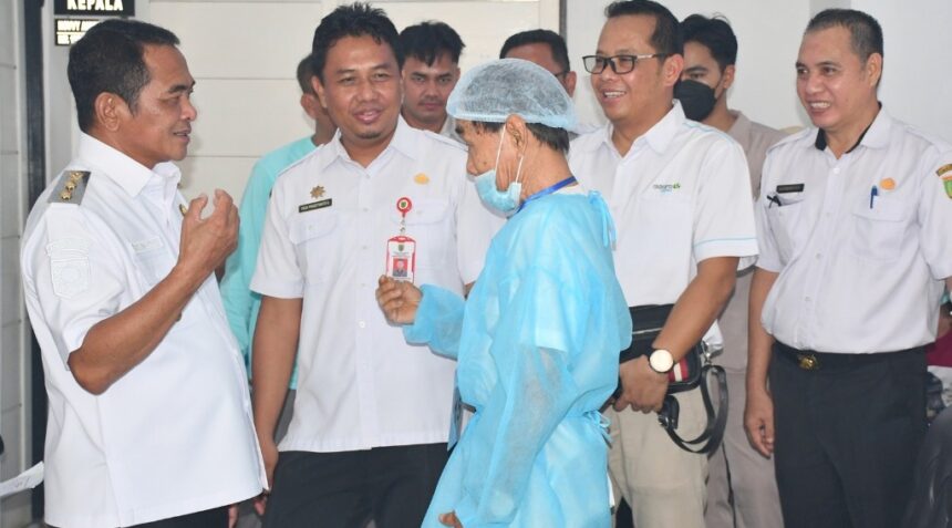 Operasi Katarak Adaro Barsel