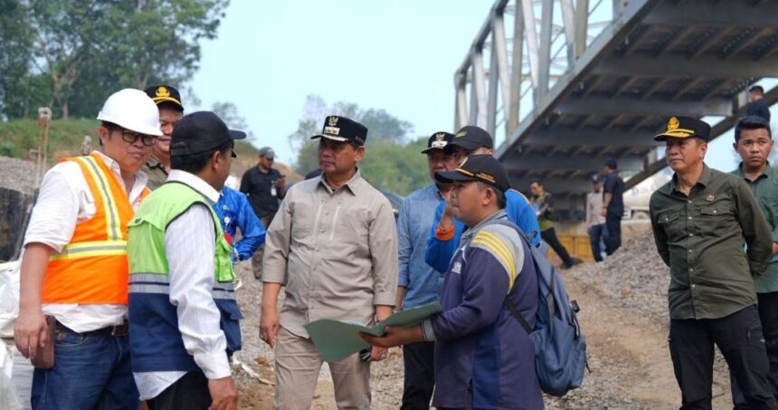 Shalahuddin Cek Jembatan