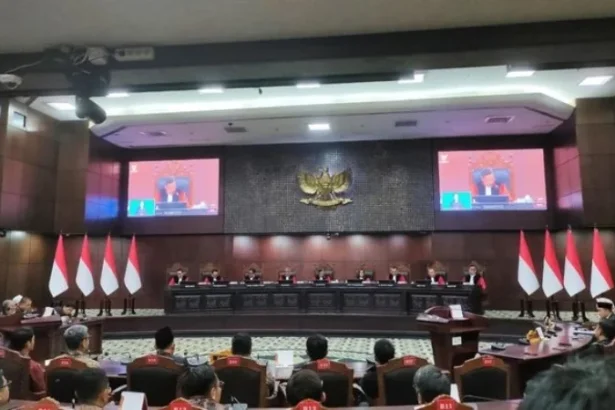 Sidang Putusan Mk Terkait Syarat Pendidikan Gibran Rakabuming Raka
